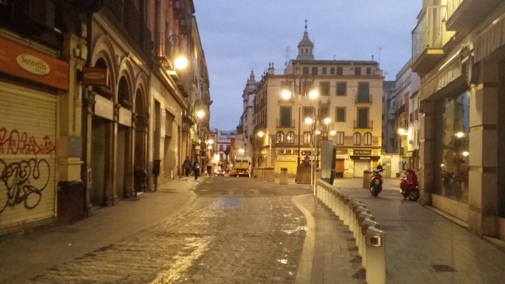 Apartamento Centro Plaza Salvador, Wifi Free& Parking Opcional Seville Exterior photo